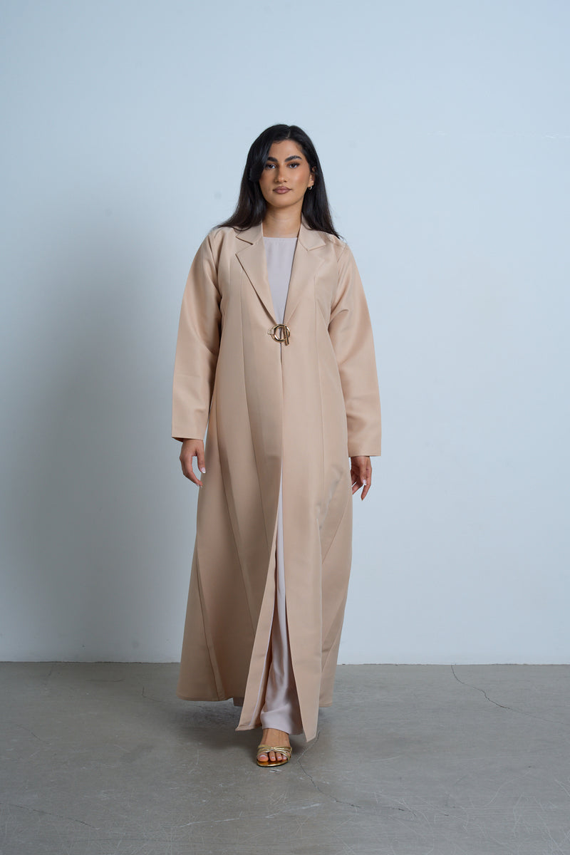 Hilm Al-Nūr Abaya
