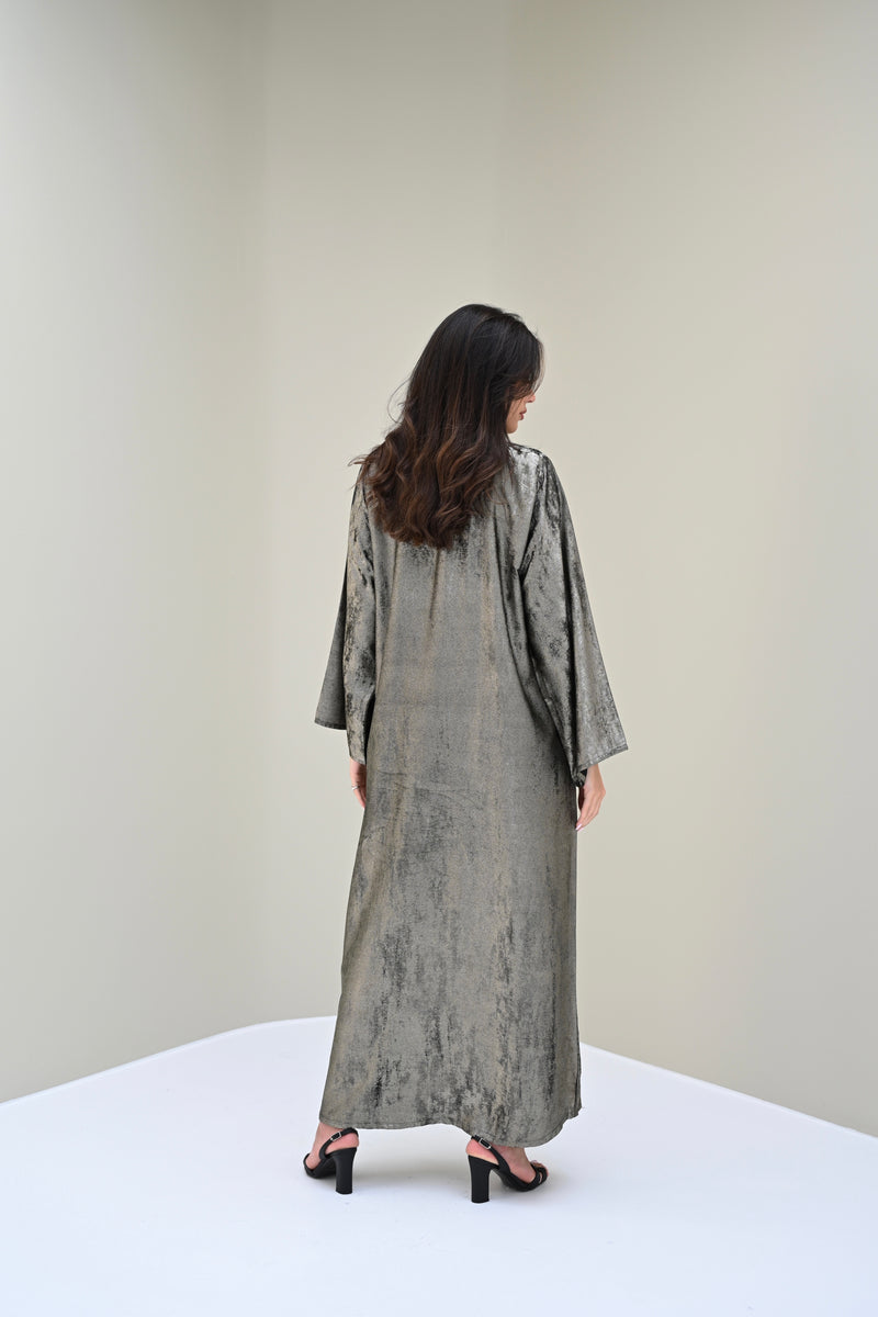 Metallic abaya