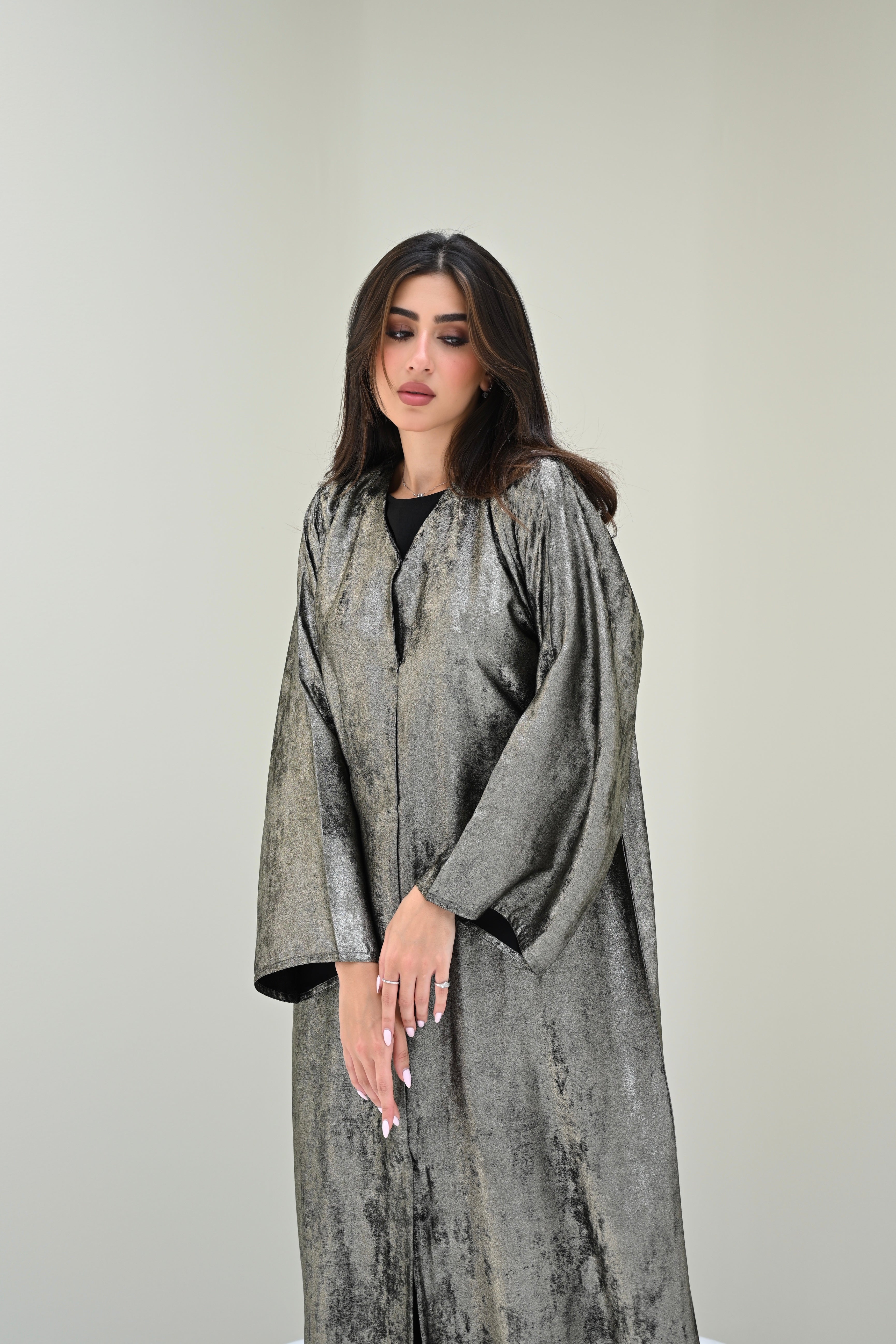 Metallic abaya