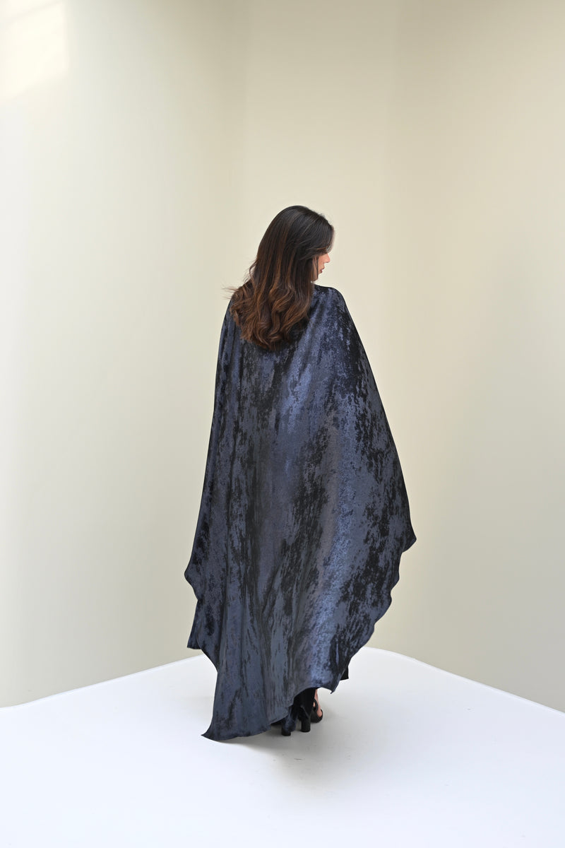 Layali Velvet Abaya – Night Elegance
