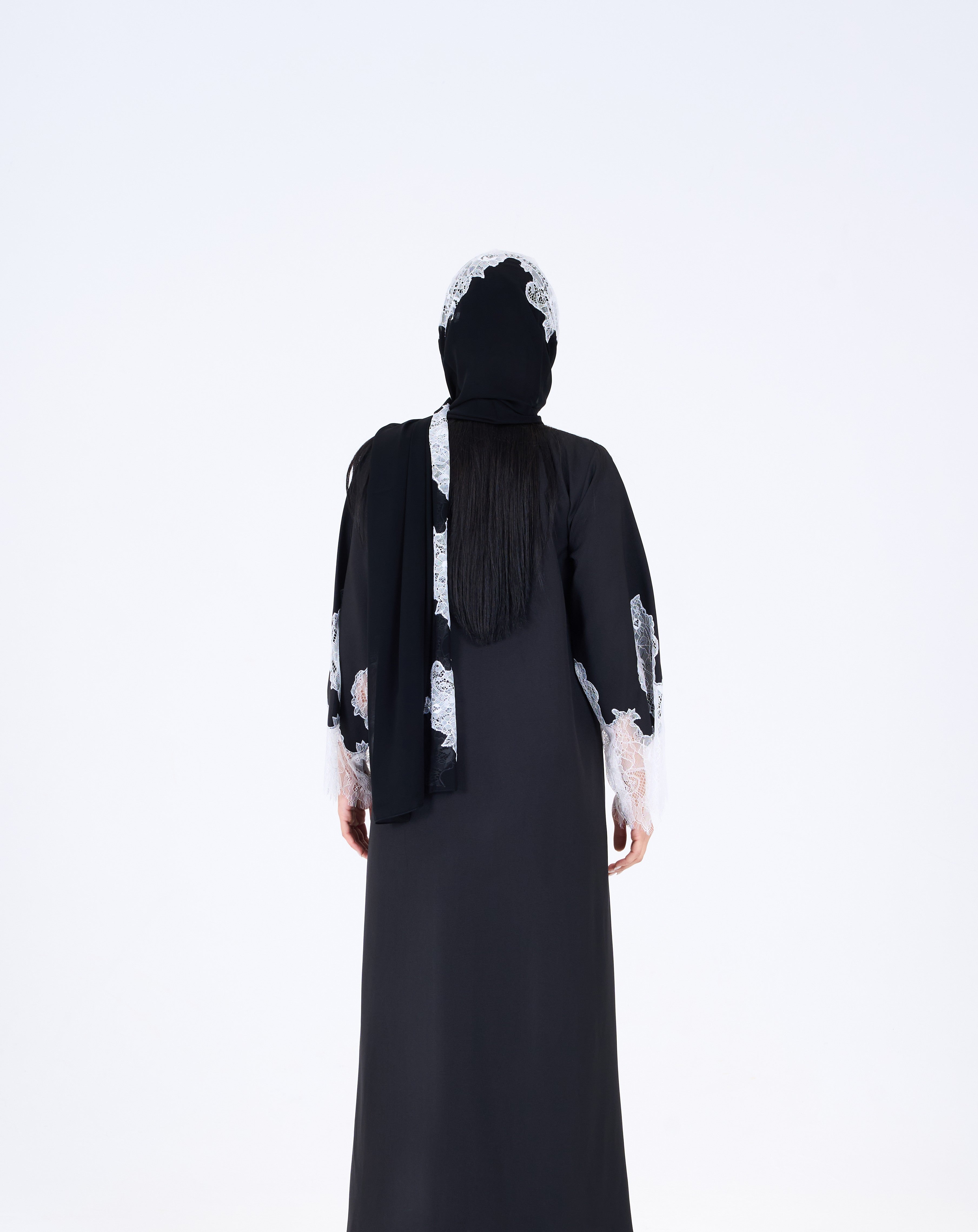 Élan Amira Abaya