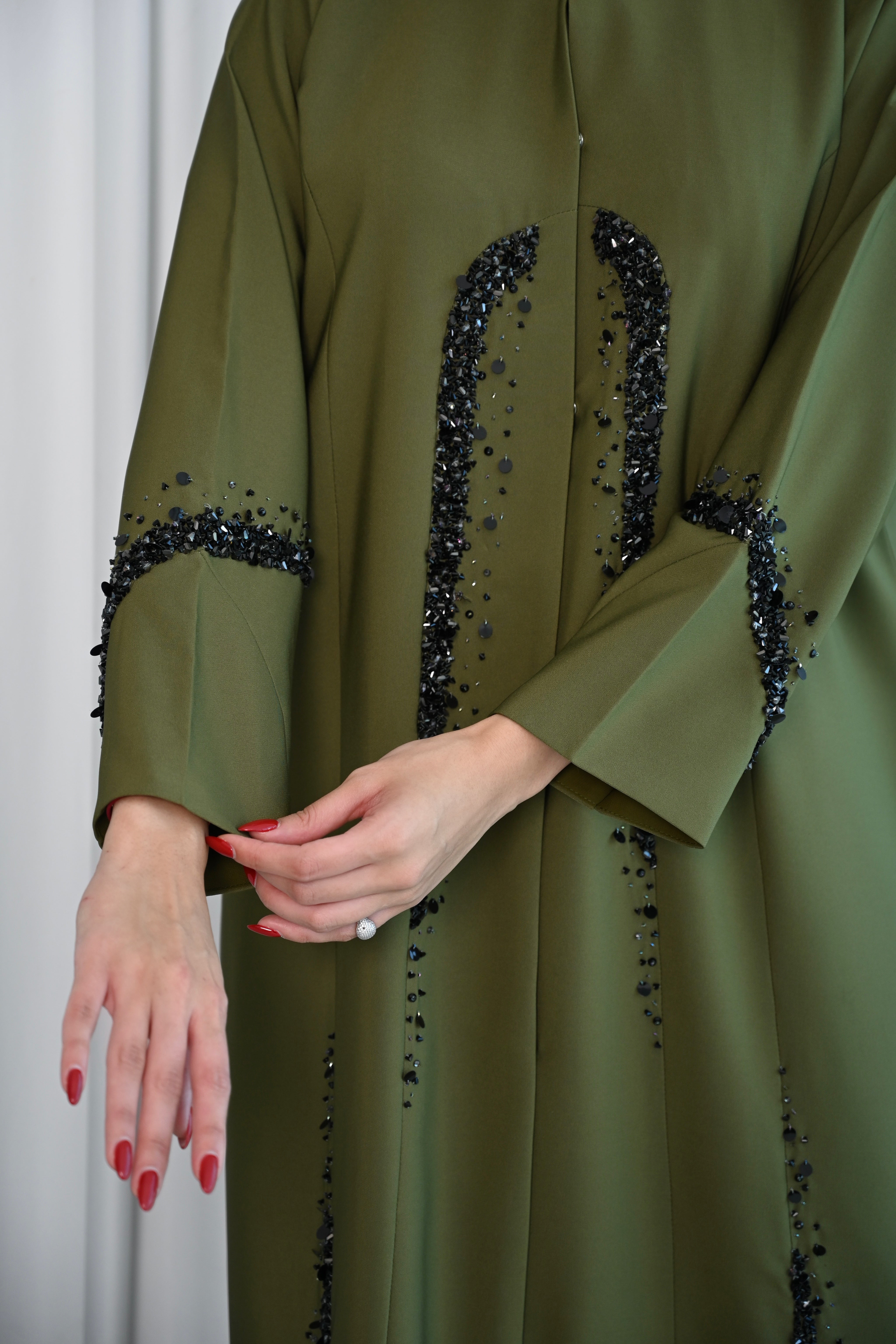 Zahra Olive Abaya