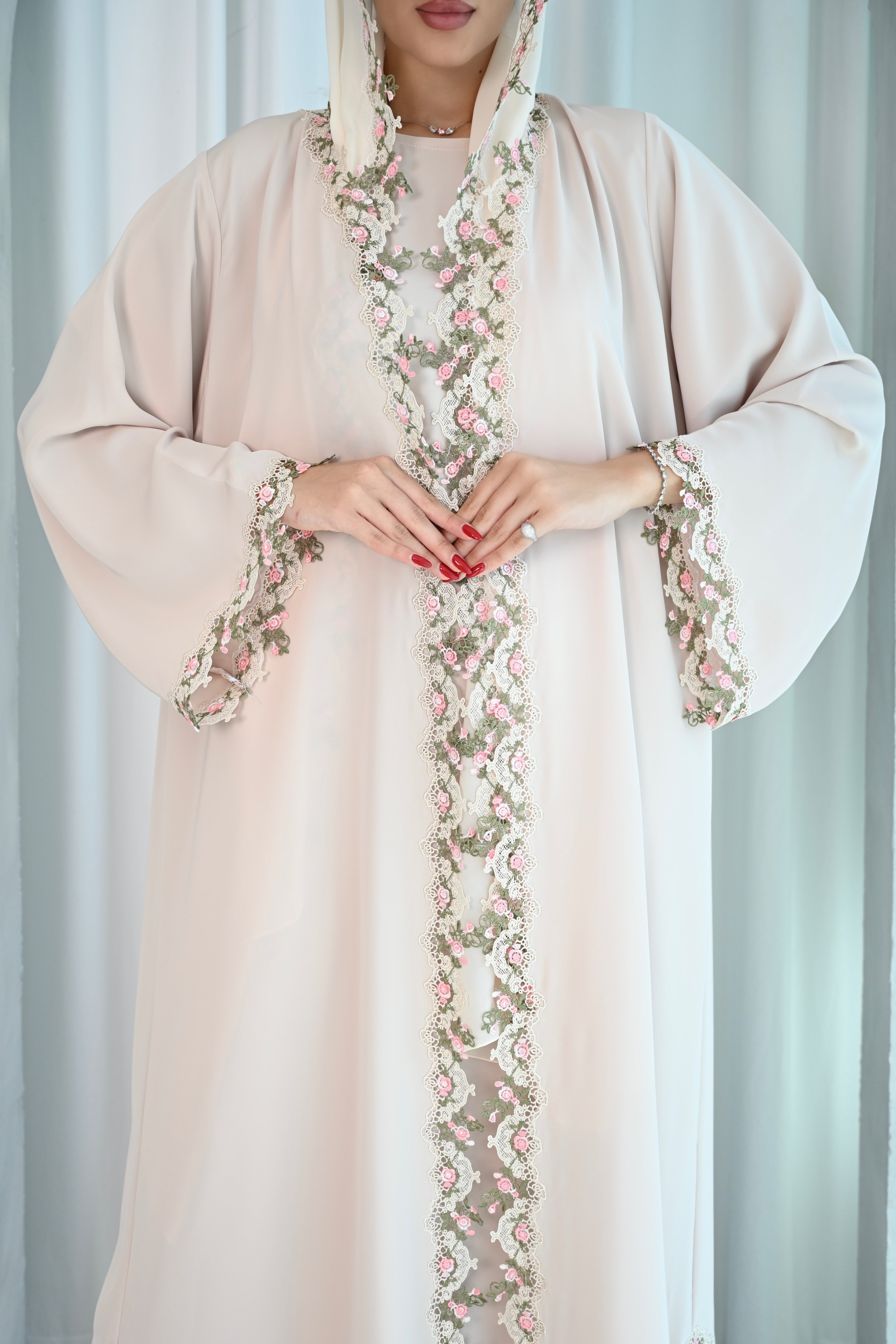 Hulm Zahr Abaya