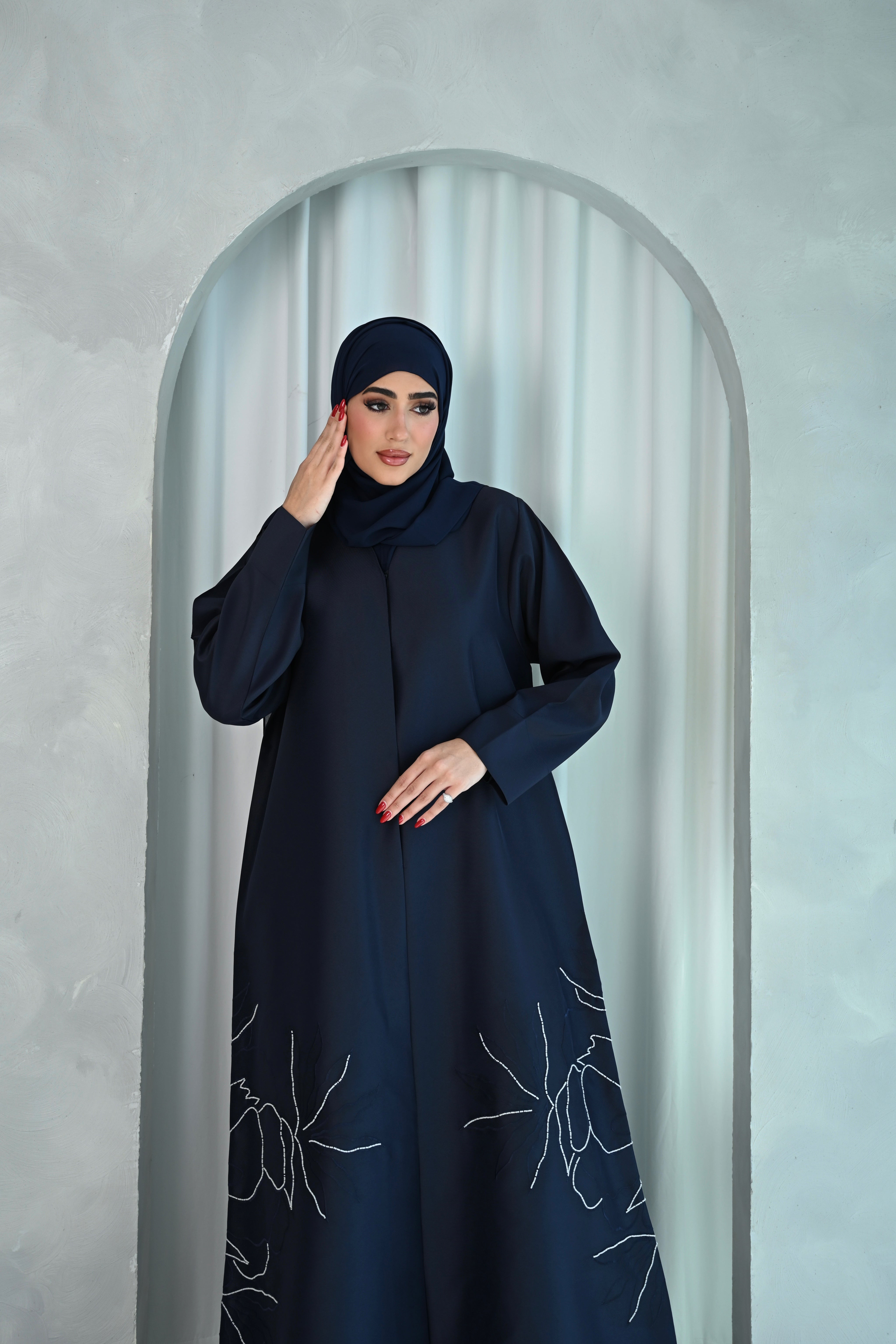 Zahra Al-Layl Abaya