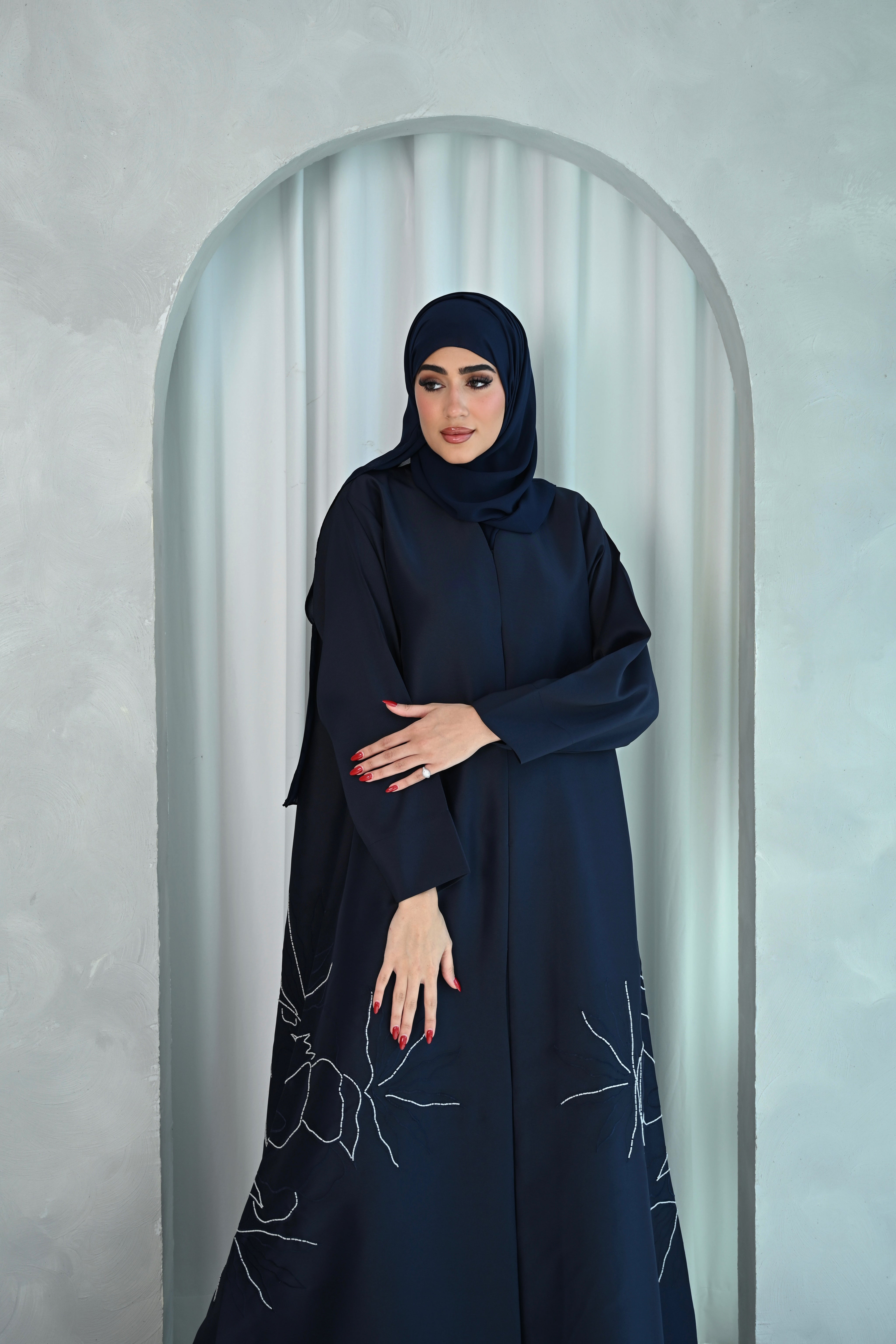 Zahra Al-Layl Abaya