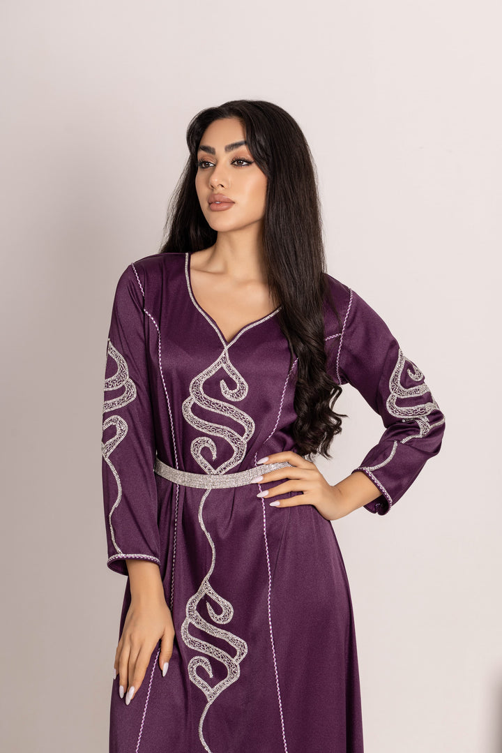 Embroidered Opulence: The Purple Velvet Kaftan with Lustrous Accents