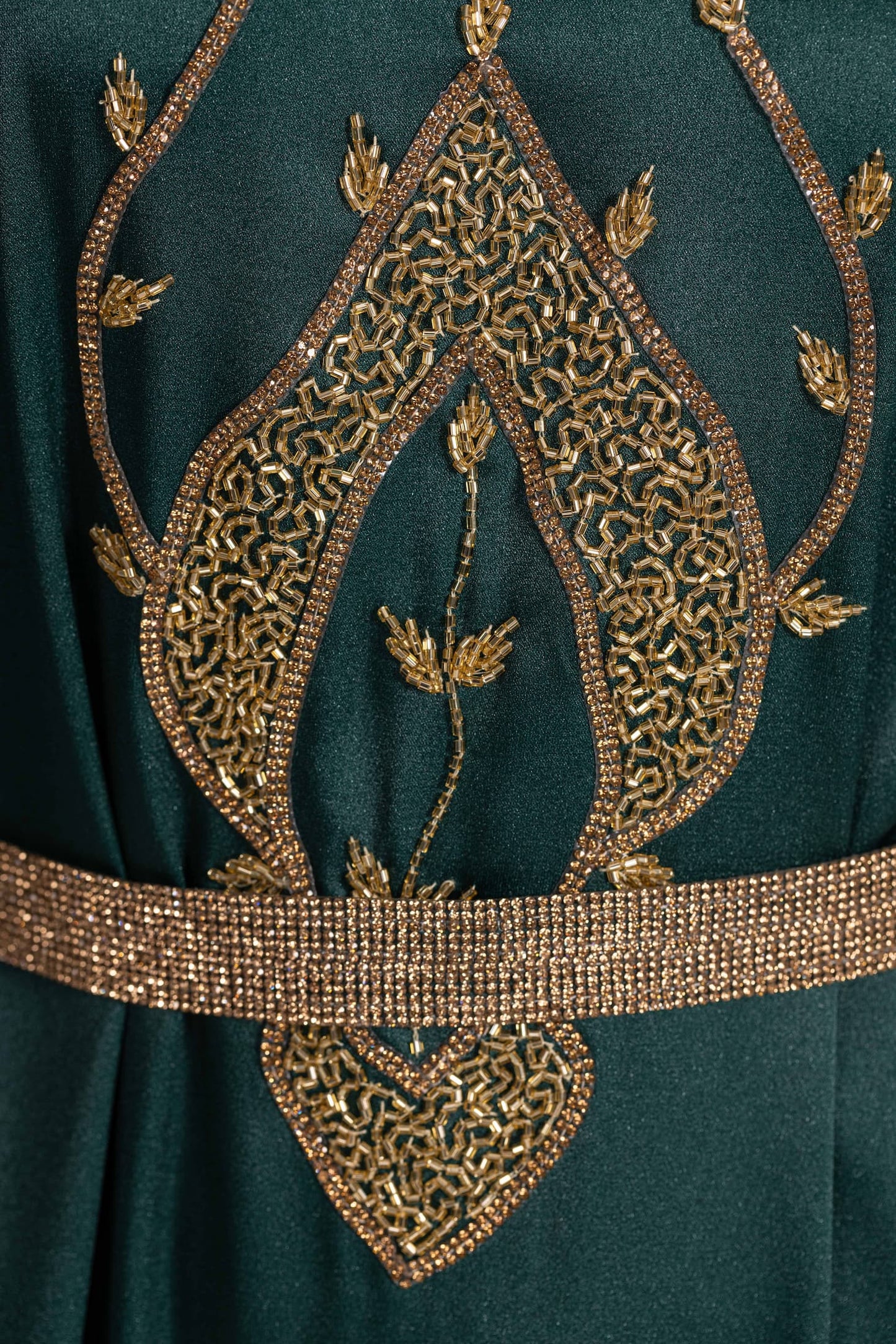 Emerald Enchantment: Majestic Gold-Adorned Kaftan