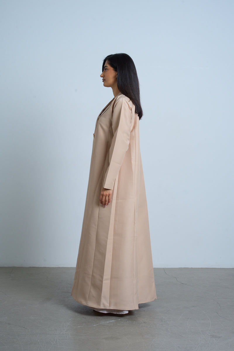 Hilm Al-Nūr Abaya