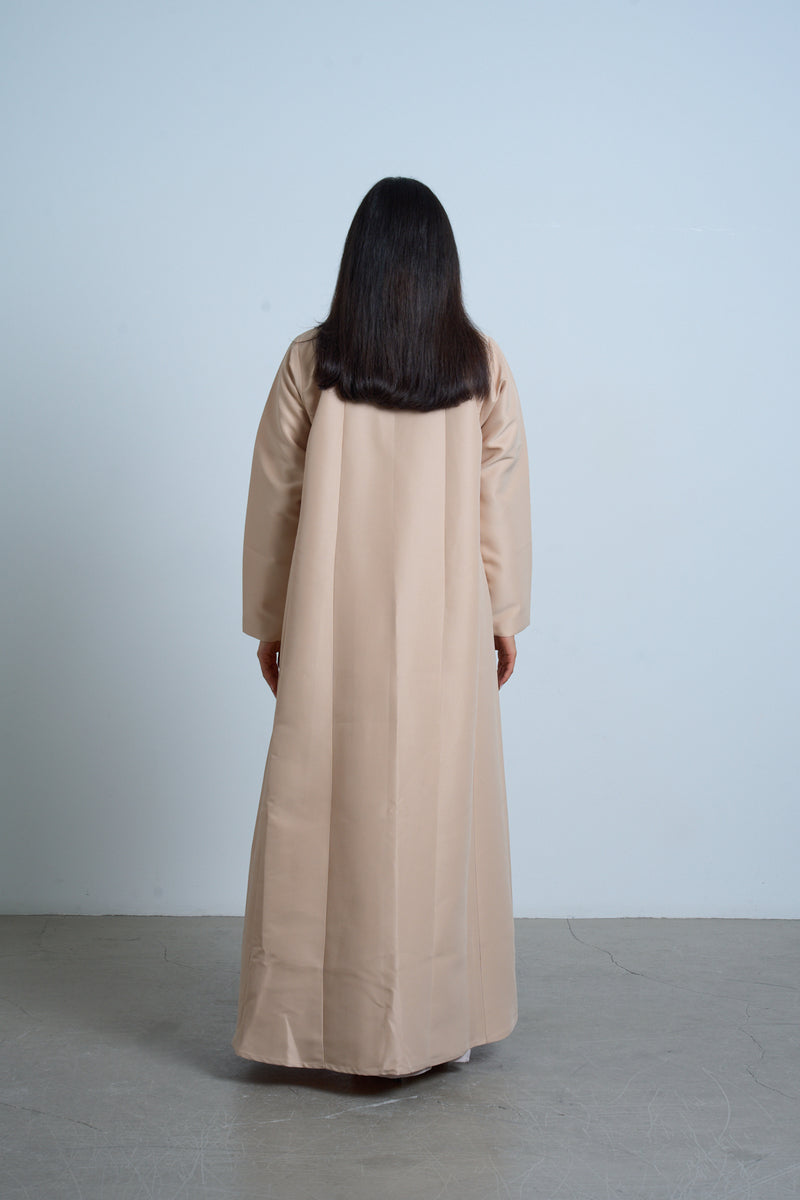 Hilm Al-Nūr Abaya