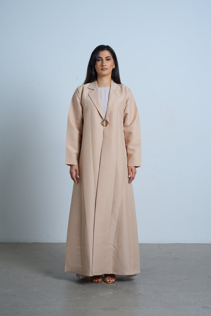 Hilm Al-Nūr Abaya