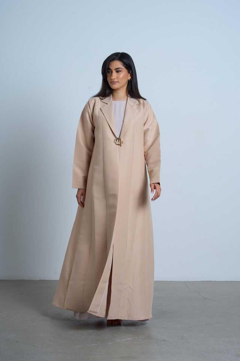 Hilm Al-Nūr Abaya