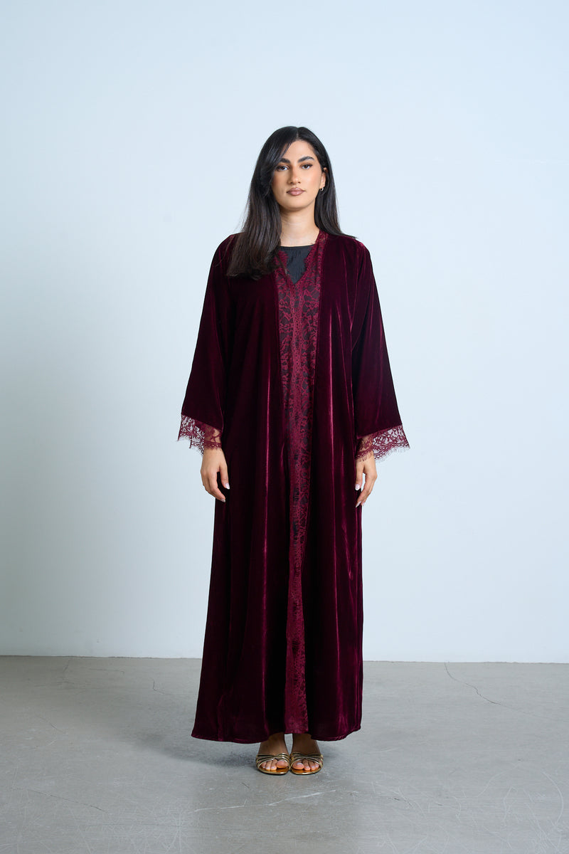 Amani Garnet Abaya
