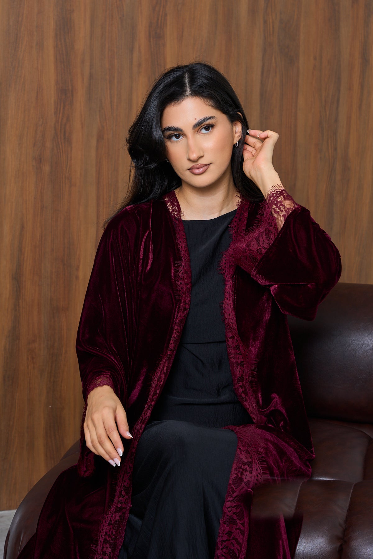 Amani Garnet Abaya