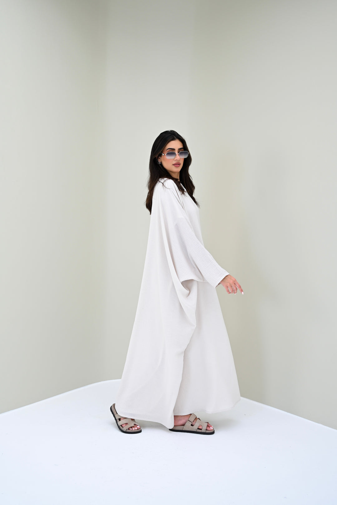 Elegance in Soft Pastels: Contemporary Abaya Design